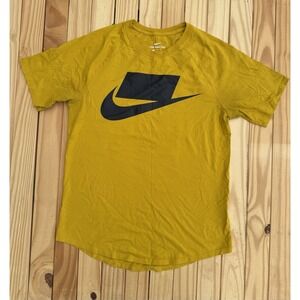 Vintage Style Nike Dark Yellow Blanked‎ Out Box Logo T Shirt, Mens Medium